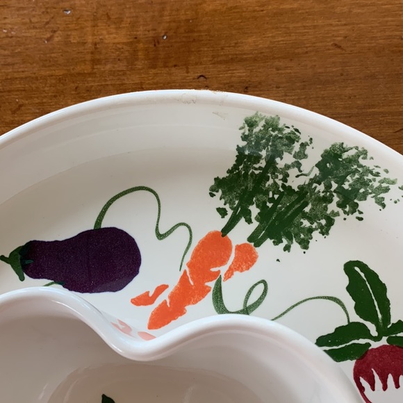 Vegetable motif Chip and Dip platter - Picture 3 of 4